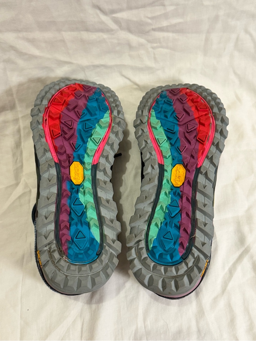 Merrell Woman’s Antora Rainbow Trail Runners Size 8.5 - Picture 6 of 7